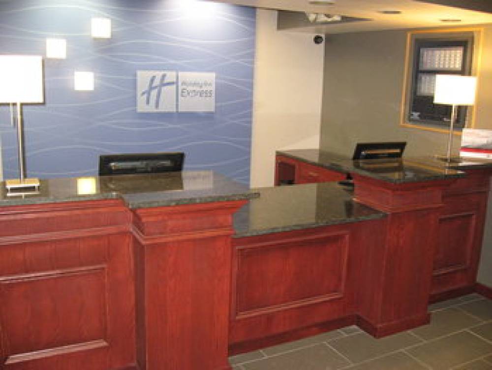 HOLIDAY INN EXP CORNING 3