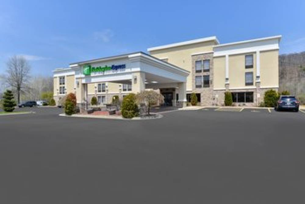 HOLIDAY INN EXP CORNING 1