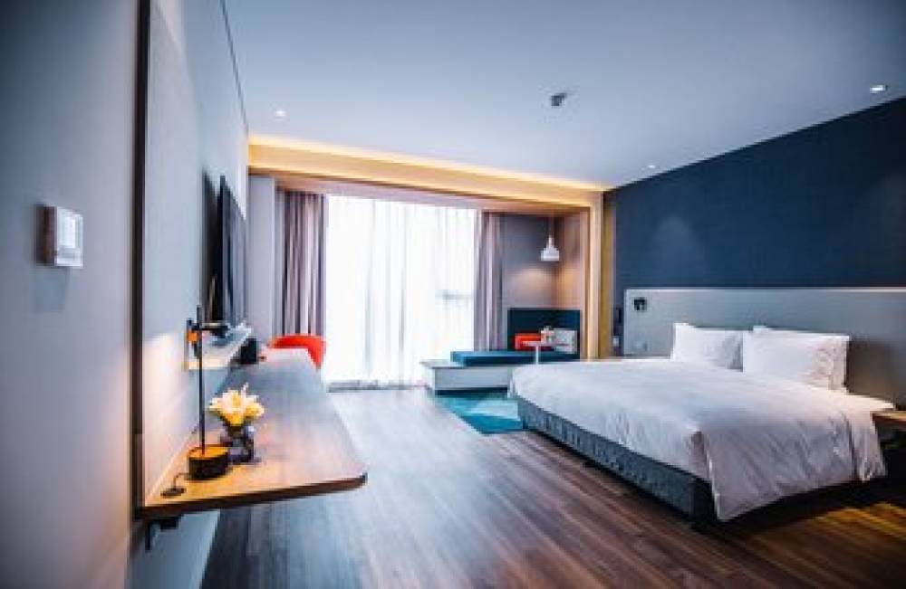 HOLIDAY INN EXP FENGHUA 7