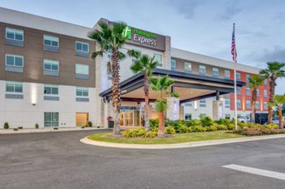 HOLIDAY INN EXP FT WALTON BCH 1