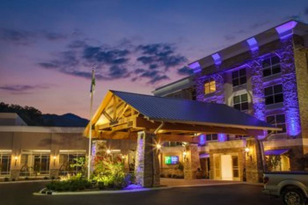 Holiday Inn Exp Gatlinburg Dwtn