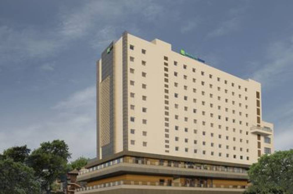 HOLIDAY INN EXP GURGAON SECTOR 50 9