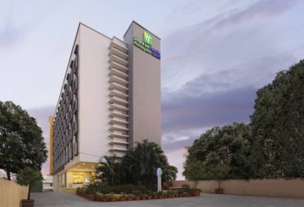 HOLIDAY INN EXP HINJEWADI 1