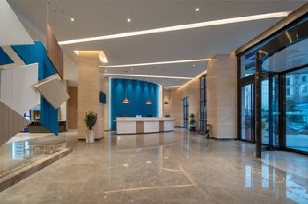 HOLIDAY INN EXP JINJIANG ANHAI 5