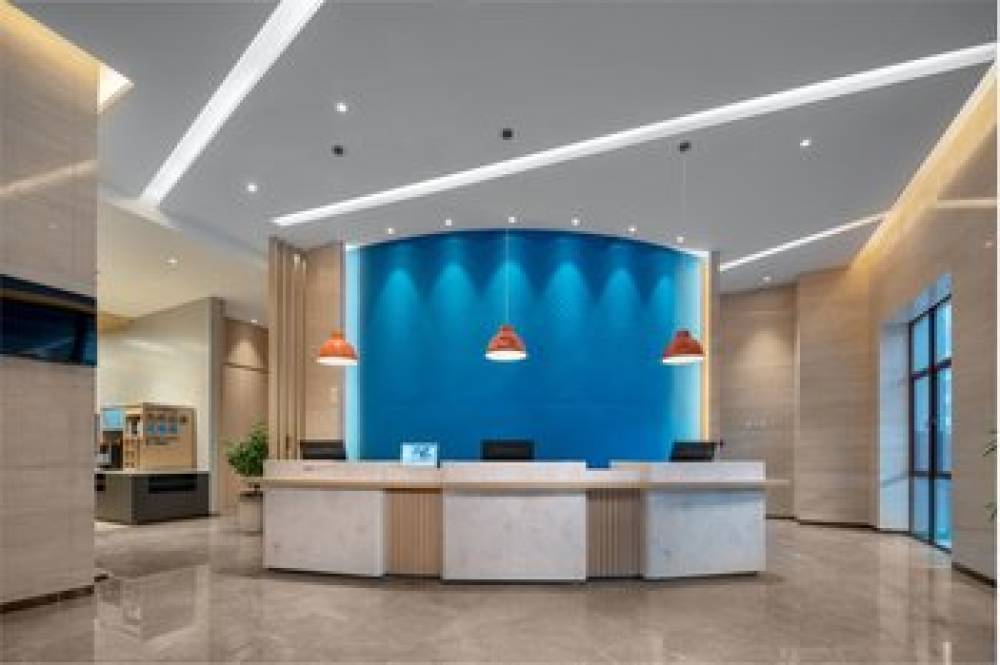 HOLIDAY INN EXP JINJIANG ANHAI 3