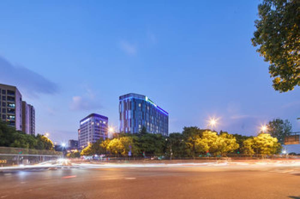 HOLIDAY INN EXP JIUZHOU 1