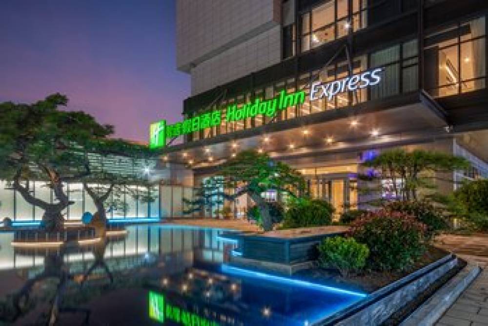 HOLIDAY INN EXP LINYI NORTH NEW DIS 8