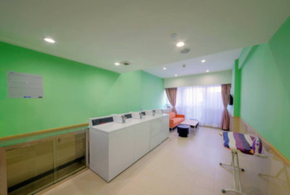 HOLIDAY INN EXP NANHAI 1