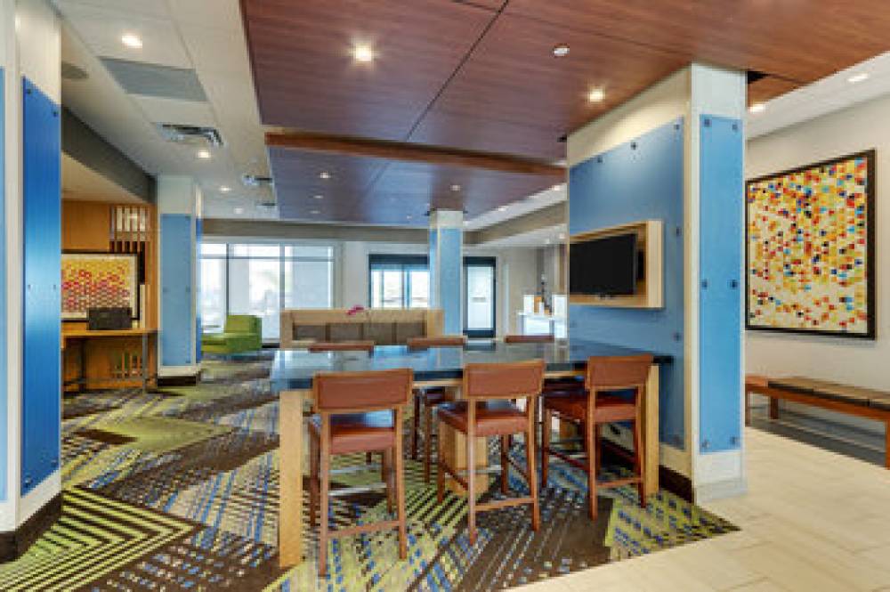 HOLIDAY INN EXP PORTERS NECK 10