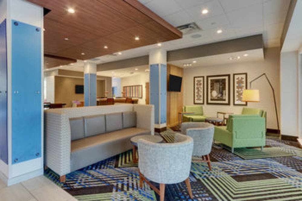 HOLIDAY INN EXP PORTERS NECK 9