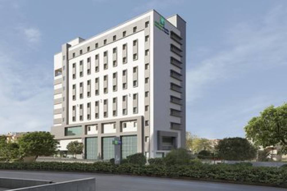 HOLIDAY INN EXP PRAHLAD NAGAR 1