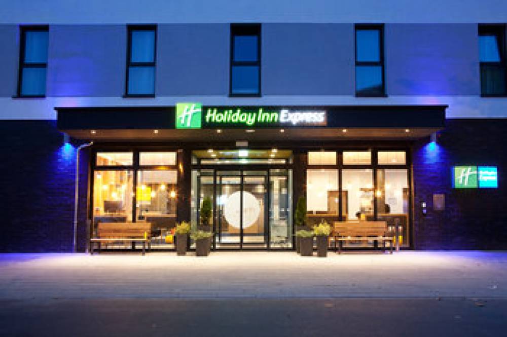 Holiday Inn Exp Raunhaim