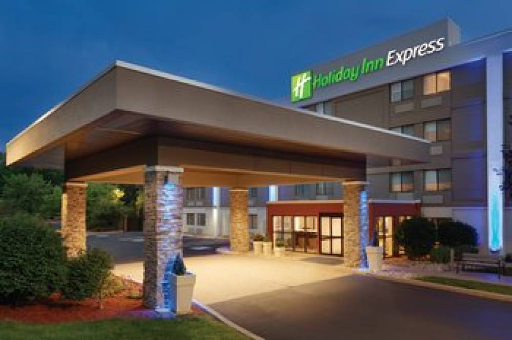 HOLIDAY INN EXP ROCKY HILL 1