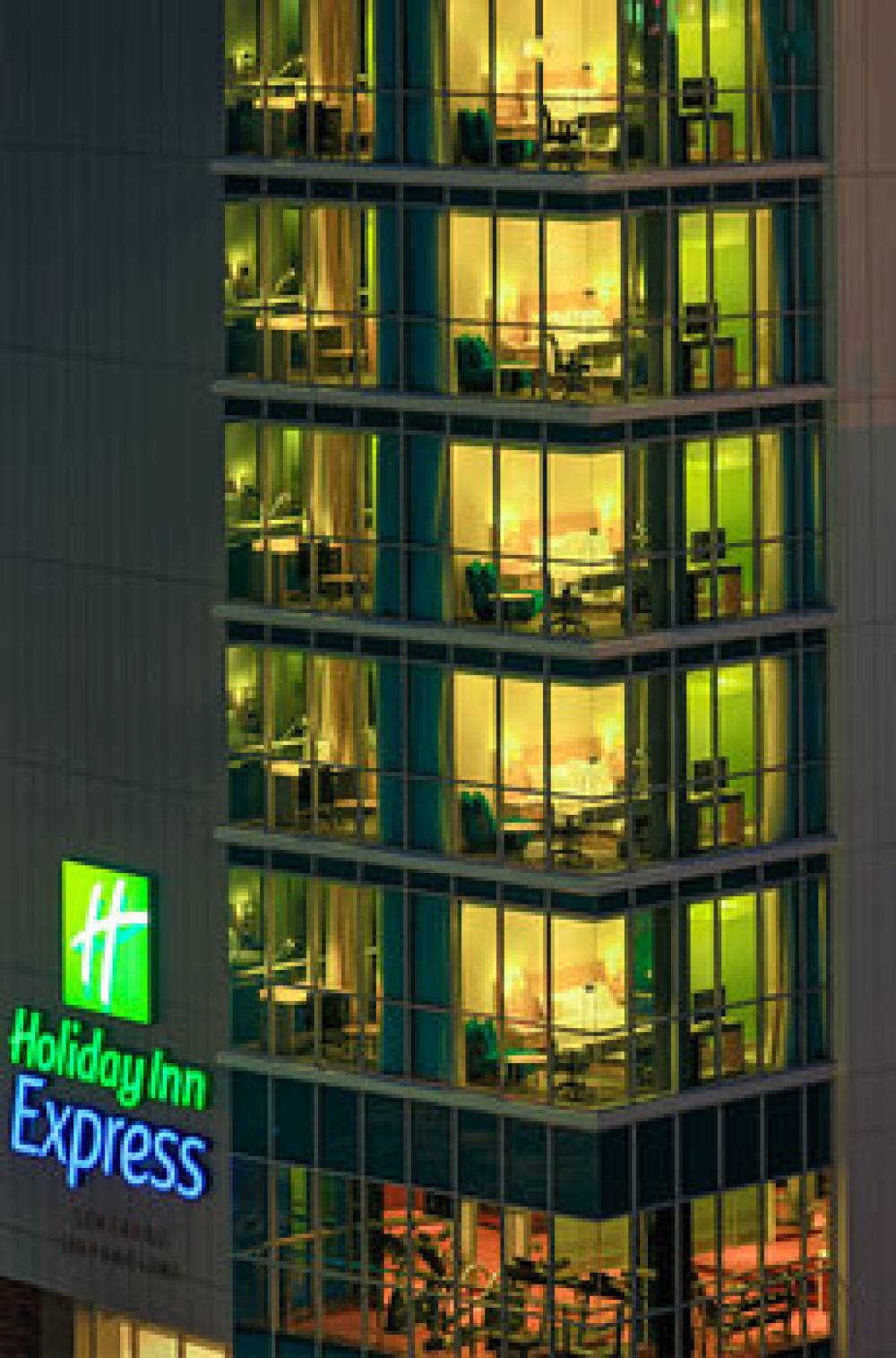 Holiday Inn Exp Semarang Simpan