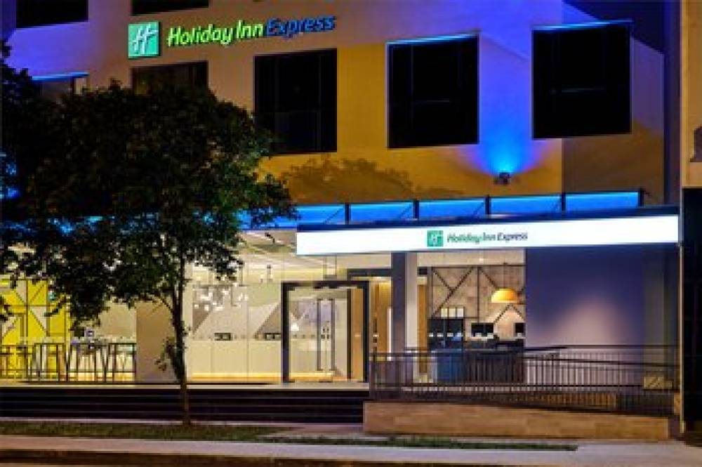 Holiday Inn Exp Serangoon