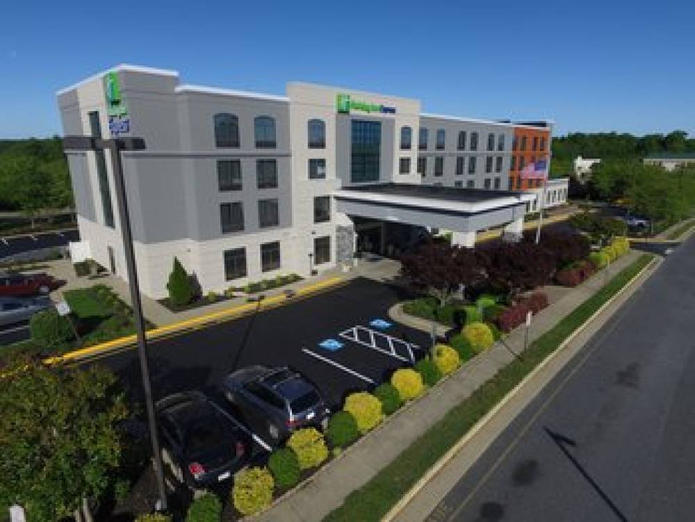 HOLIDAY INN EXP STAFFORD QUANTICO 1