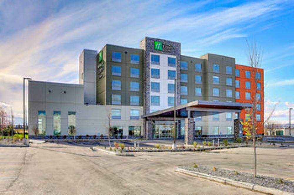 HOLIDAY INN EXP STES AIRPORT NORTH 1