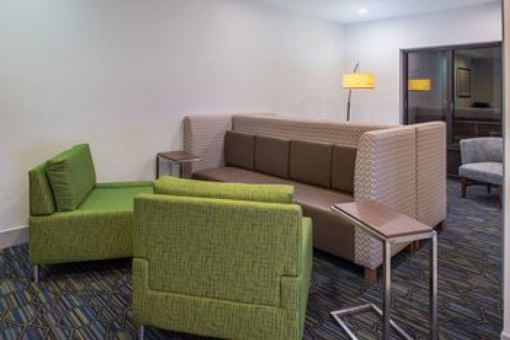 HOLIDAY INN EXP STES ANDERSON 2