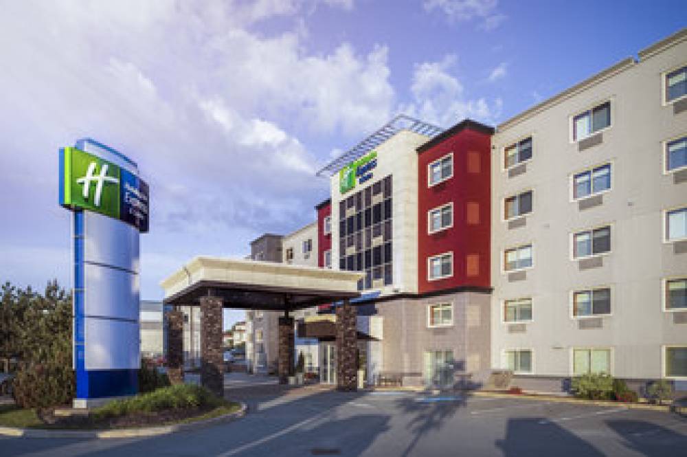 HOLIDAY INN EXP STES BEDFORD 1