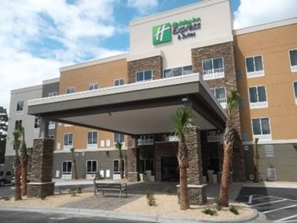 HOLIDAY INN EXP STES BOLIVIA 1