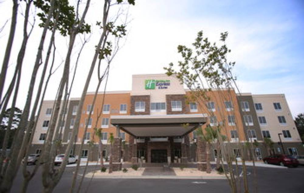 Holiday Inn Exp Stes Bolivia