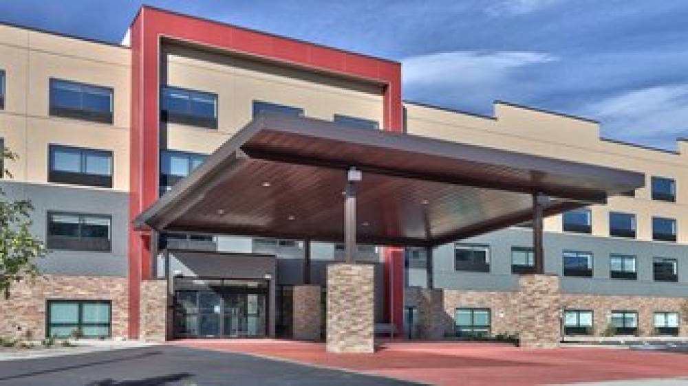 HOLIDAY INN EXP STES BROOMFIELD 3