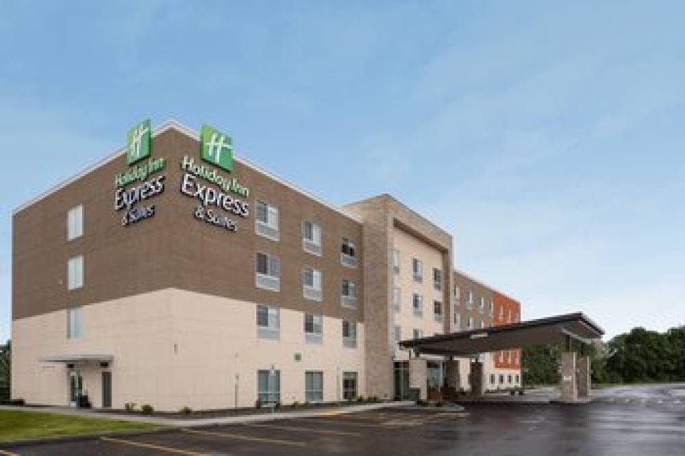 HOLIDAY INN EXP STES BURLEY 1