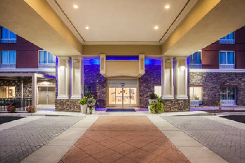 Holiday Inn Exp Stes Californi