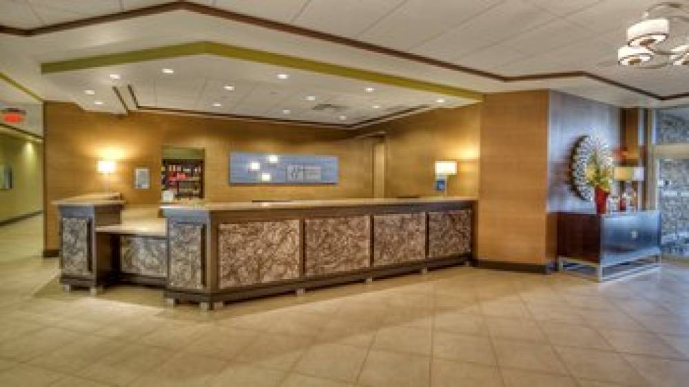 HOLIDAY INN EXP STES CANONSBUR 10