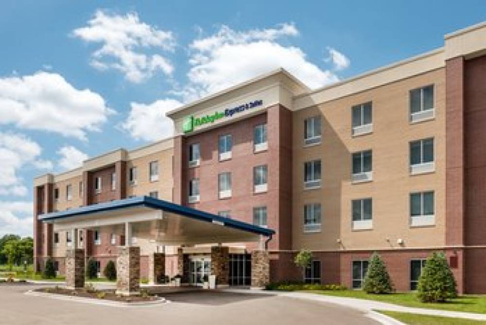 HOLIDAY INN EXP STES CHESTERFIELD 1