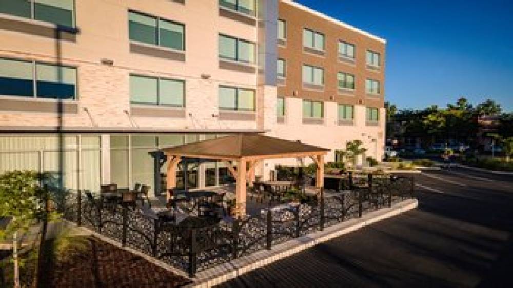 HOLIDAY INN EXP STES CHICO 9