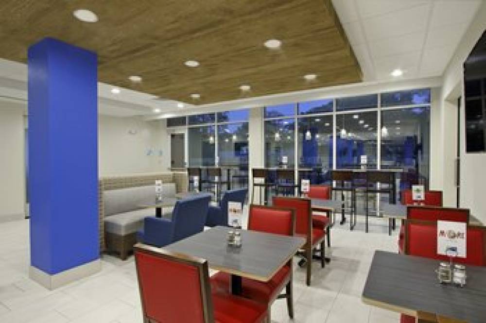 HOLIDAY INN EXP STES COLUMBUS NORTH 5