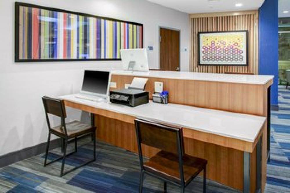 HOLIDAY INN EXP STES CYPRESS 10