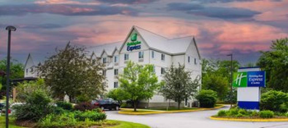 HOLIDAY INN EXP STES EAST - WHITE M 1