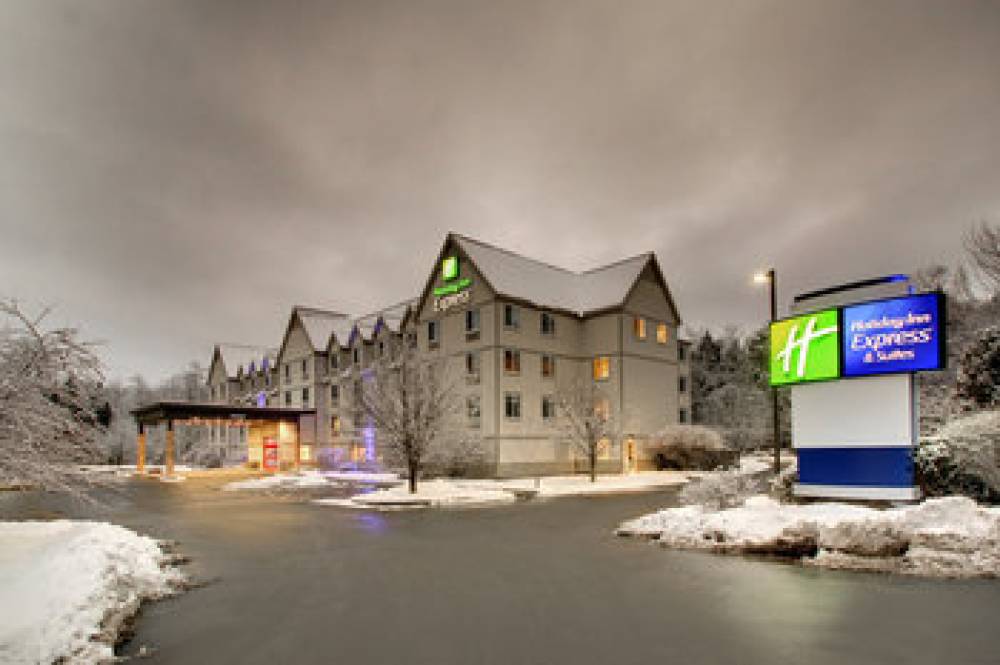 HOLIDAY INN EXP STES EAST - WHITE M 3