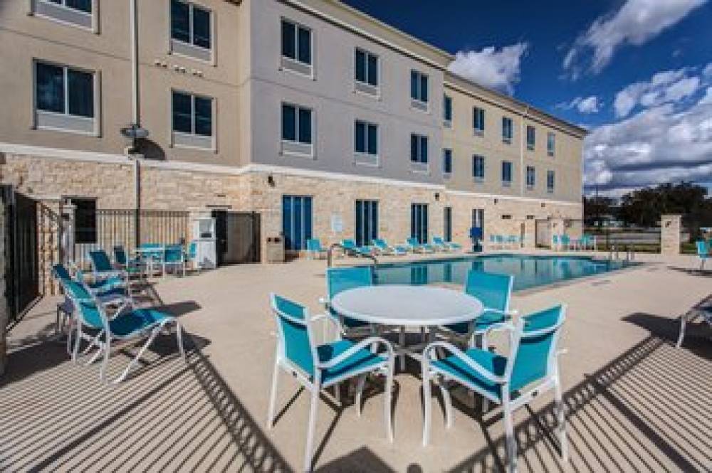 HOLIDAY INN EXP STES GATESVILLE 8