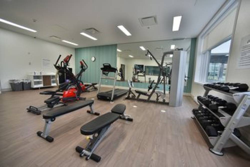 HOLIDAY INN EXP STES GATINEAU 8