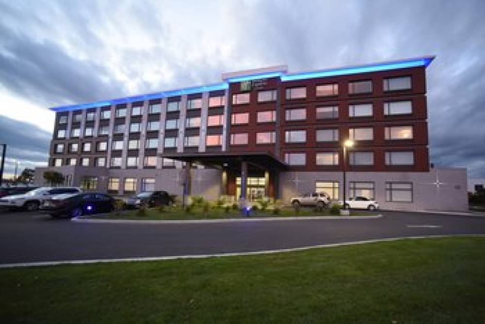 HOLIDAY INN EXP STES GATINEAU 1