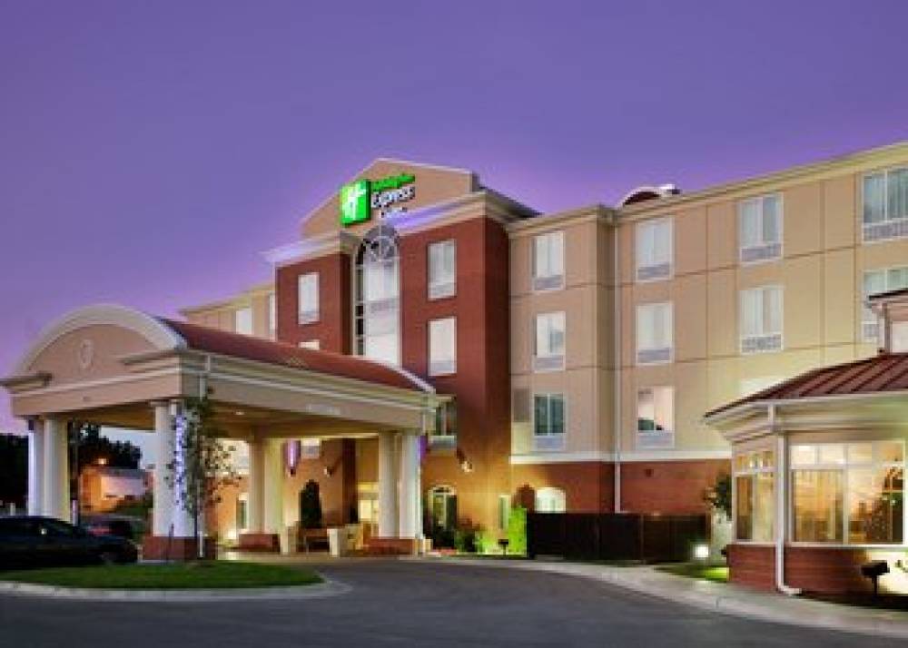 HOLIDAY INN EXP STES GRANDVIEW 4