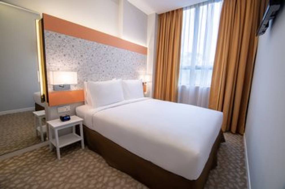 HOLIDAY INN EXP STES JOHOR BAHRU 8