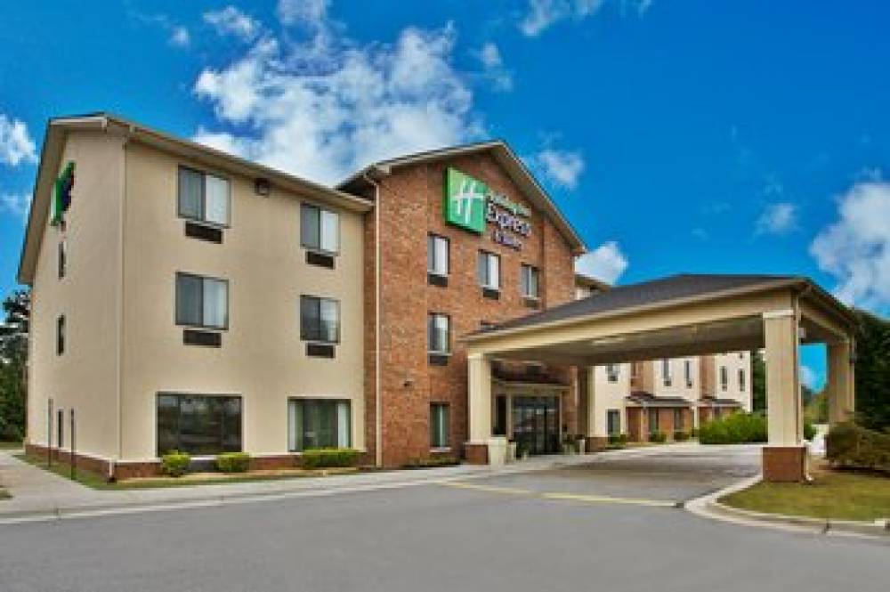 Holiday Inn Exp Stes Lake Lanie