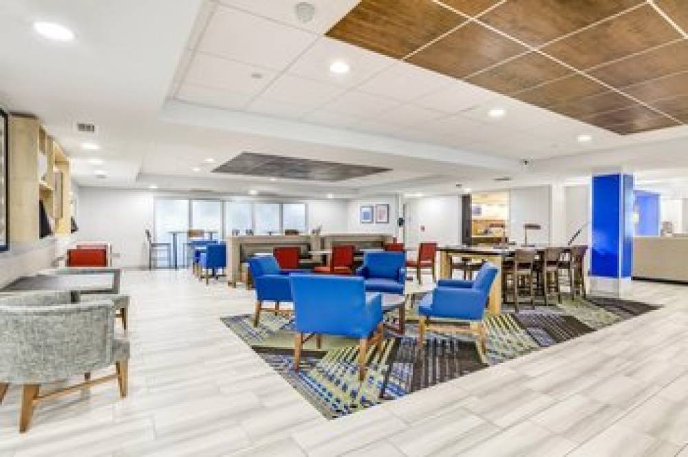 HOLIDAY INN EXP STES LONGVIEW N 2