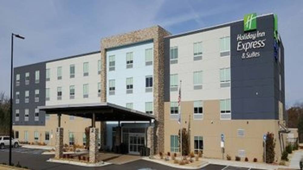 Holiday Inn Exp Stes Macon N