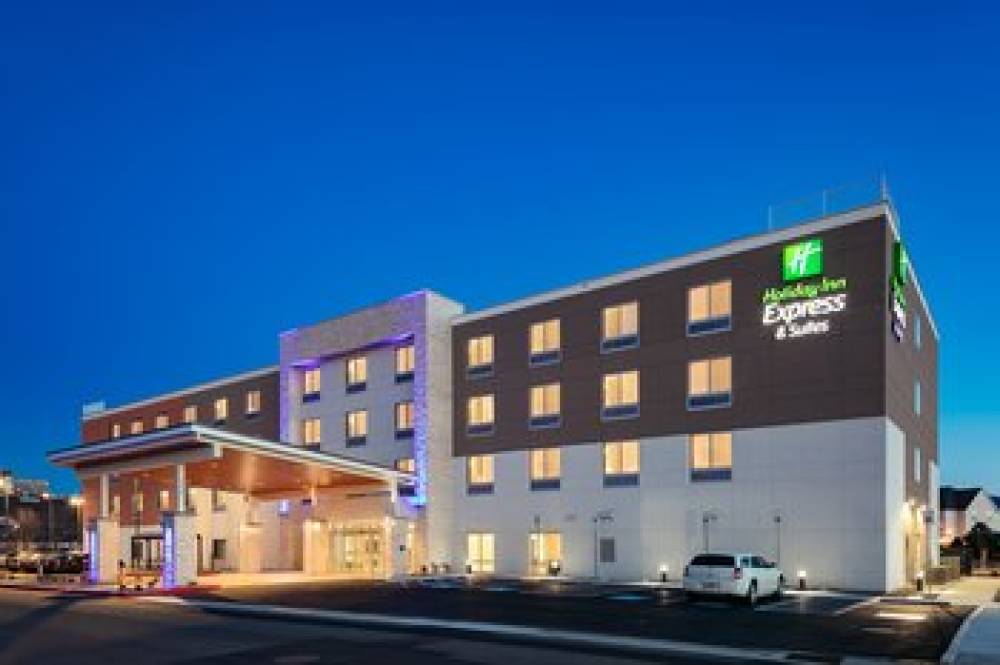 HOLIDAY INN EXP STES MEDFORD 1