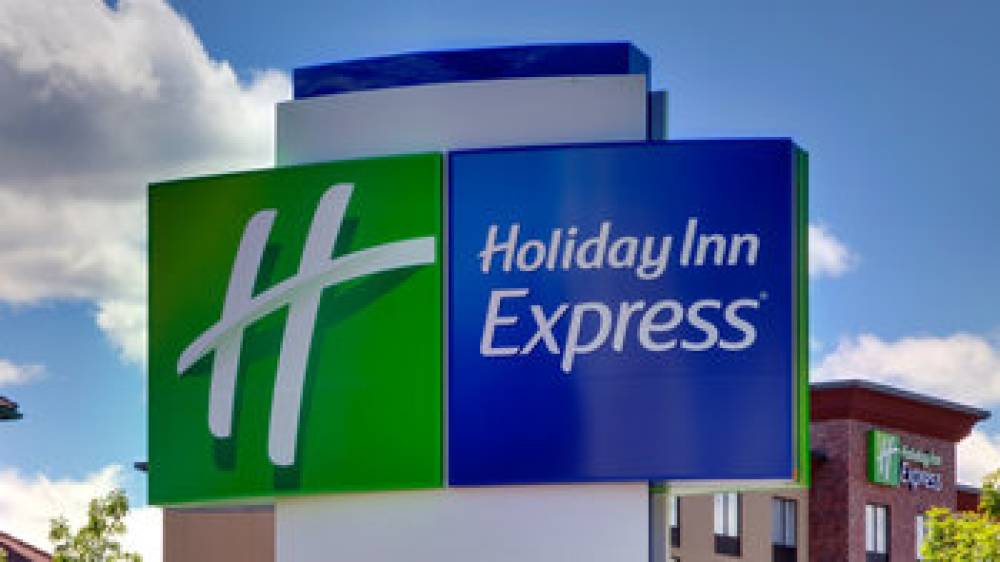 HOLIDAY INN EXP STES MILLEDGEVILLE 2