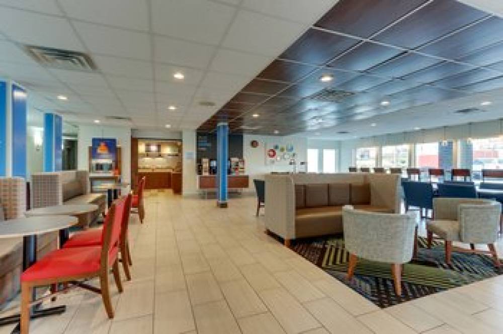 HOLIDAY INN EXP STES MONROE 9