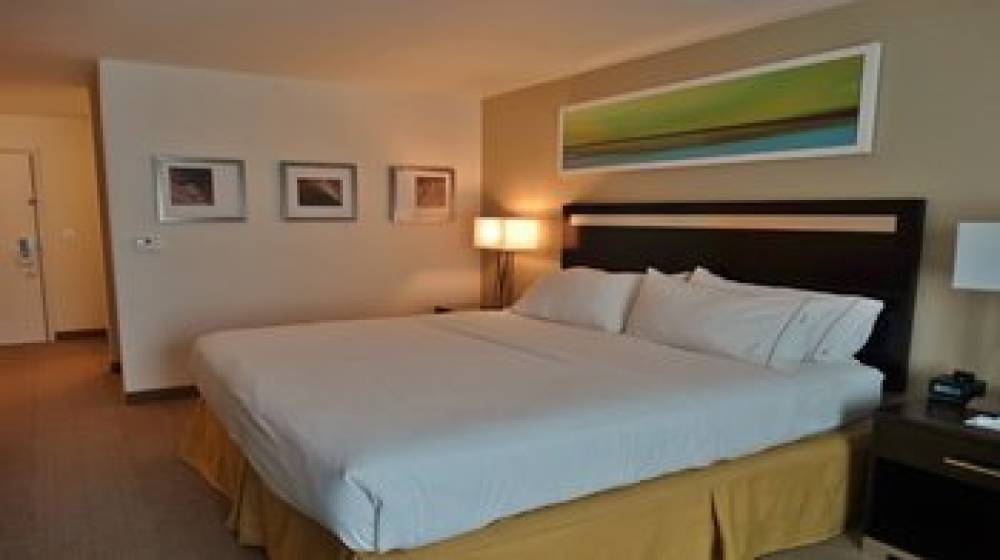 HOLIDAY INN EXP STES MONTGOMER 5