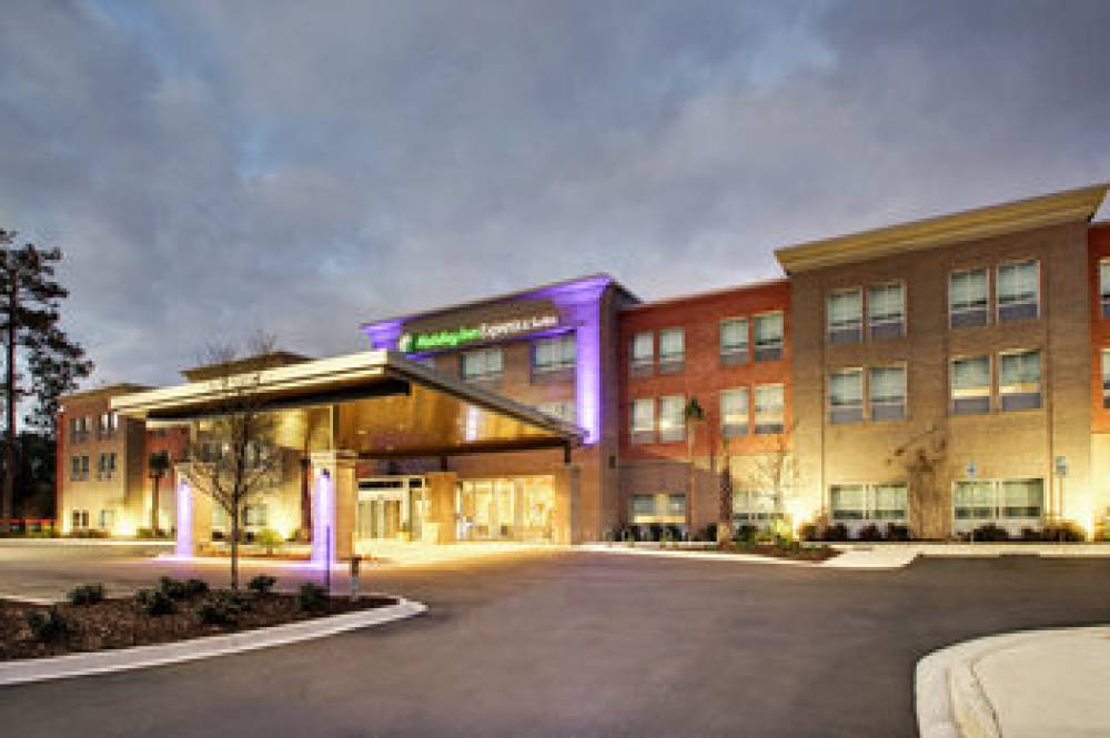 HOLIDAY INN EXP STES NE MT PLEASANT 1