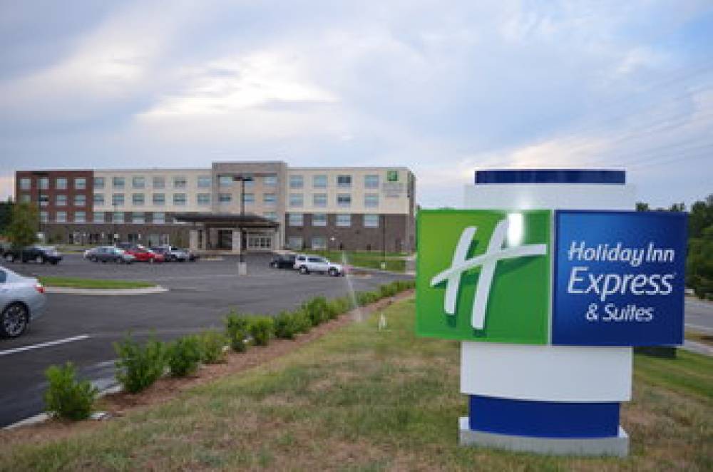 HOLIDAY INN EXP STES NE - UNIVERSIT 7