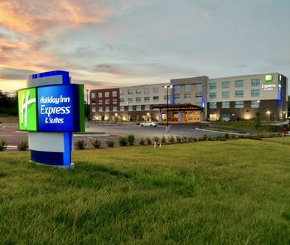 HOLIDAY INN EXP STES NE - UNIVERSIT 3